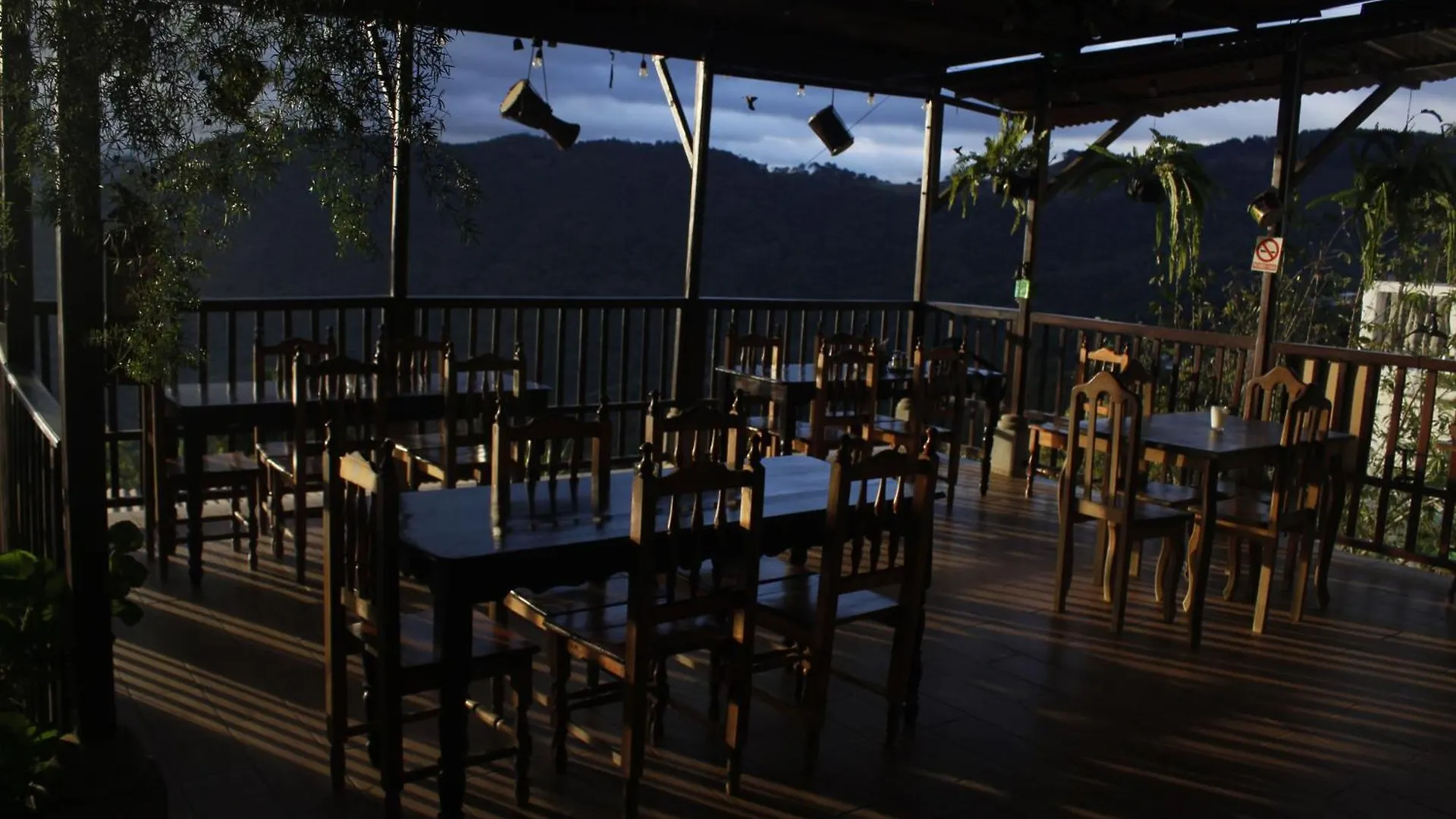 Hotel El Tambor Oasis Antigua Guatemala
